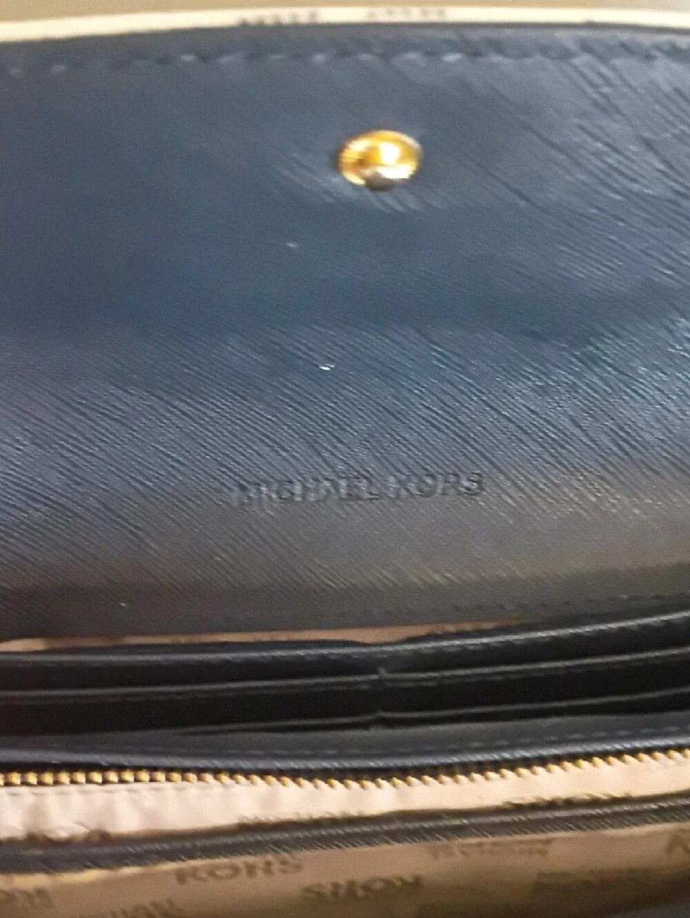 Michael Kors classic michael